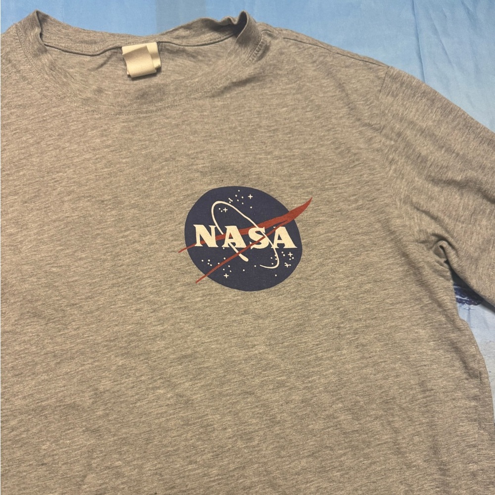 H&M NASA Tee - Picture 2 of 7